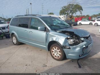 Salvage Chrysler Town & Country