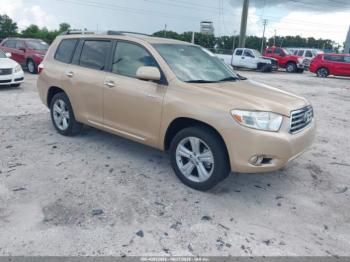  Salvage Toyota Highlander