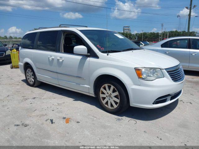  Salvage Chrysler Town & Country