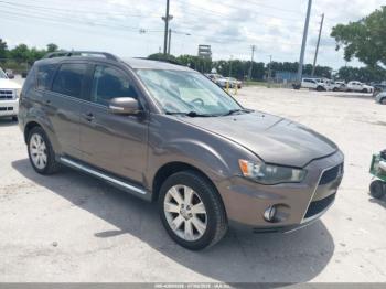  Salvage Mitsubishi Outlander