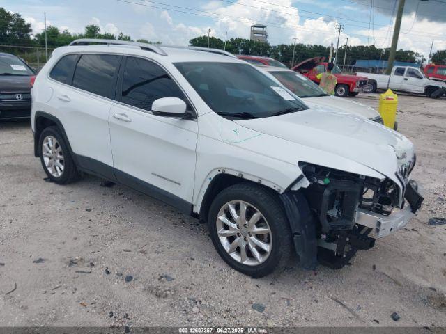  Salvage Jeep Cherokee