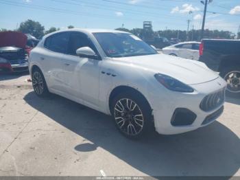  Salvage Maserati Grecale