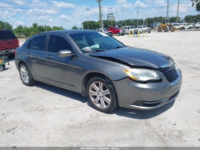  Salvage Chrysler 200