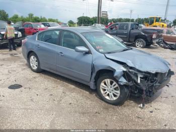 Salvage Nissan Altima