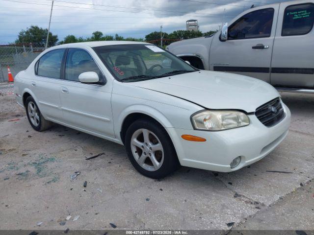  Salvage Nissan Maxima