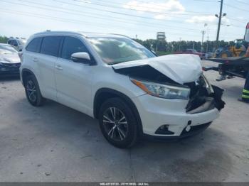  Salvage Toyota Highlander