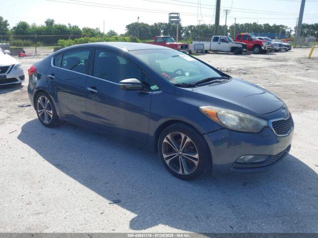  Salvage Kia Forte
