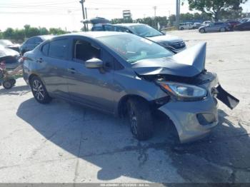  Salvage Nissan Versa