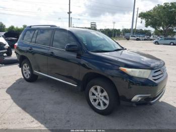  Salvage Toyota Highlander
