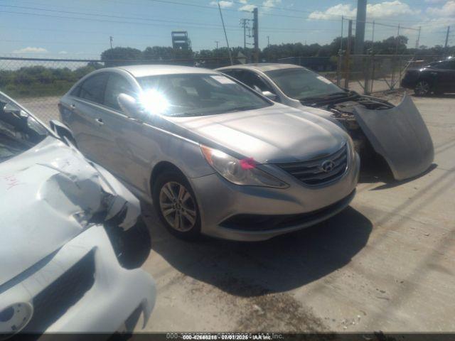  Salvage Hyundai SONATA