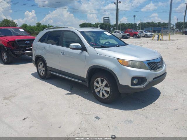  Salvage Kia Sorento