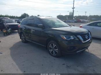  Salvage Nissan Pathfinder