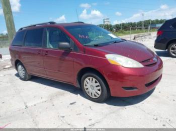 Salvage Toyota Sienna
