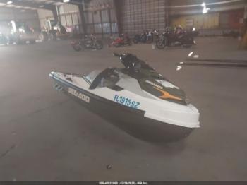  Salvage Sea-Doo Seadoo