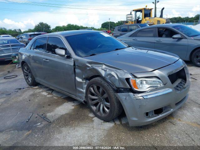  Salvage Chrysler 300