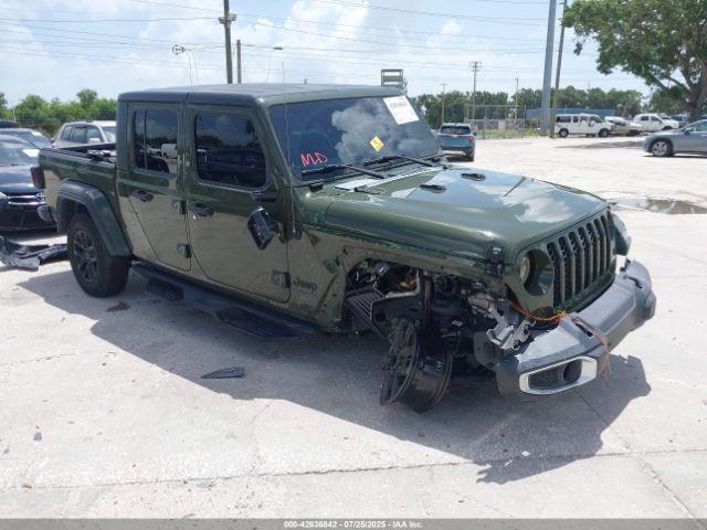  Salvage Jeep Gladiator