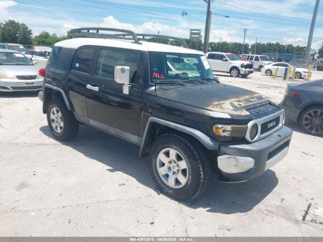  Salvage Toyota FJ Cruiser