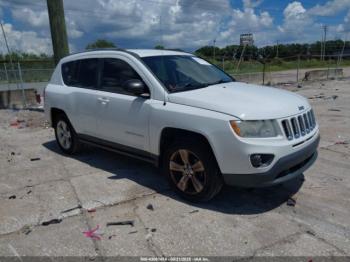  Salvage Jeep Compass