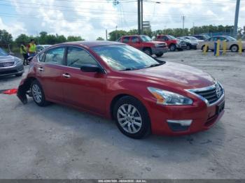  Salvage Nissan Altima