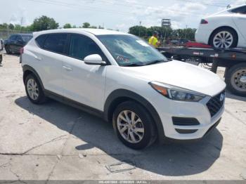  Salvage Hyundai TUCSON