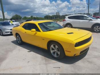  Salvage Dodge Challenger