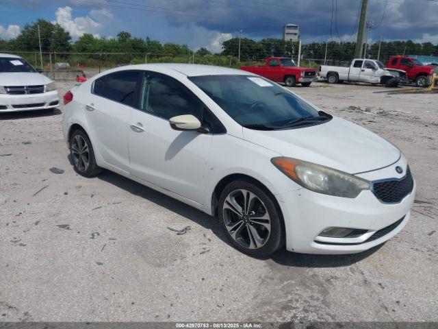  Salvage Kia Forte