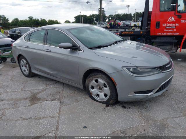  Salvage Chrysler 200