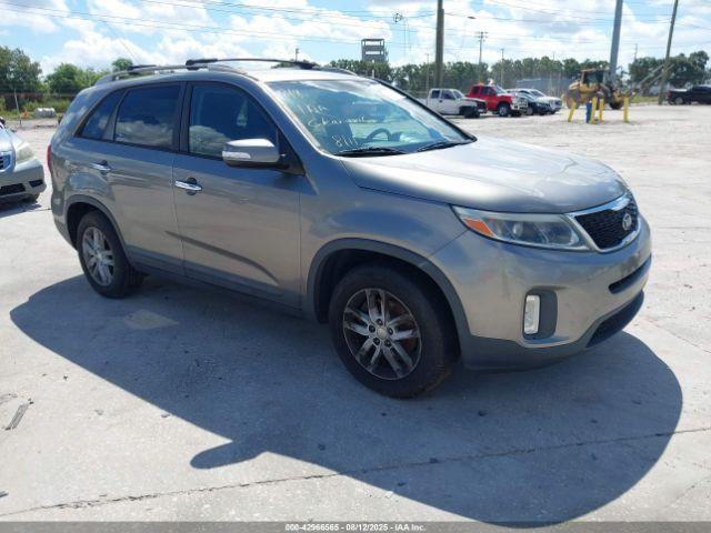  Salvage Kia Sorento