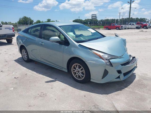  Salvage Toyota Prius