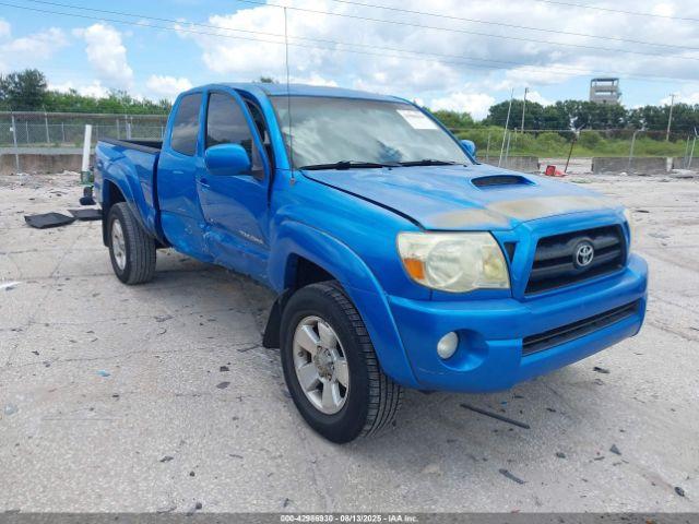  Salvage Toyota Tacoma