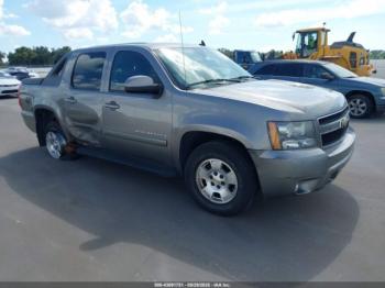  Salvage Chevrolet Avalanche 1500