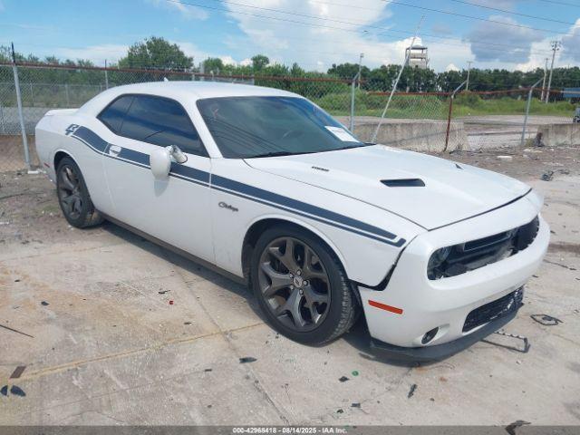  Salvage Dodge Challenger