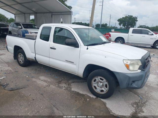  Salvage Toyota Tacoma