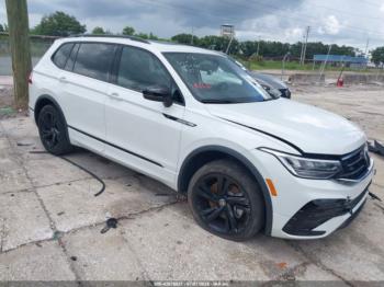 Salvage Volkswagen Tiguan
