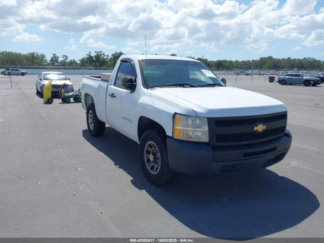  Salvage Chevrolet Silverado 1500