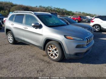  Salvage Jeep Cherokee