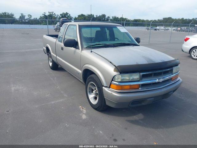  Salvage Chevrolet S-10