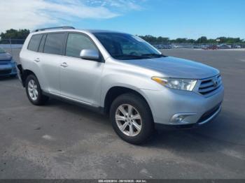  Salvage Toyota Highlander