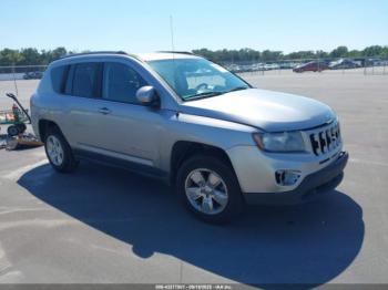  Salvage Jeep Compass