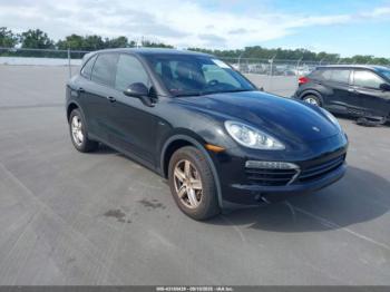  Salvage Porsche Cayenne