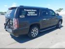 GMC Yukon Denali Image 5