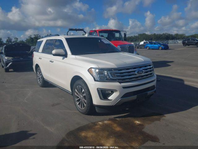  Salvage Ford Expedition