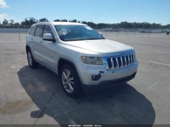  Salvage Jeep Grand Cherokee