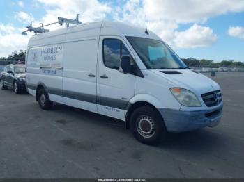  Salvage Mercedes-Benz Sprinter 2500