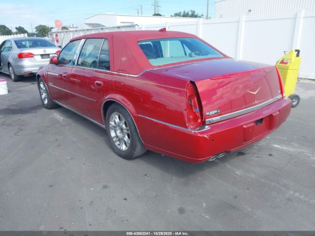 Cadillac DTS Premium Collection Image 6
