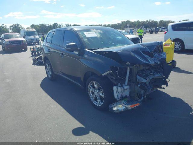  Salvage Mitsubishi Outlander