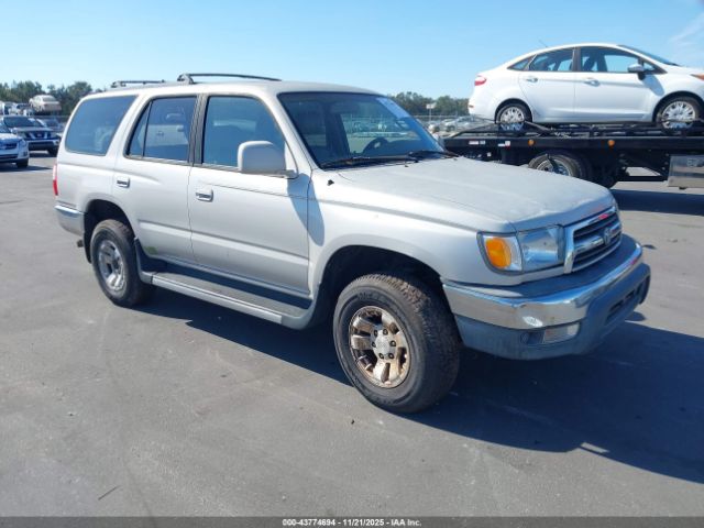 Toyota 4Runner Sr5 V6 Image 1