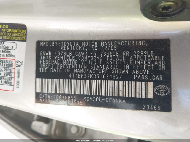 Toyota Camry Le V6 Image 10