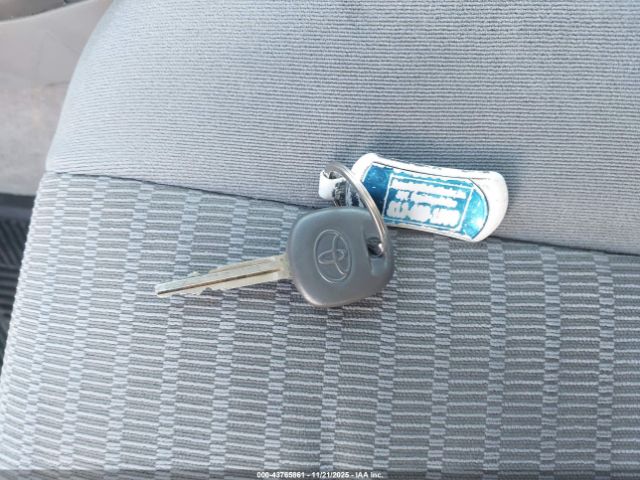 Toyota Camry Le V6 Image 11