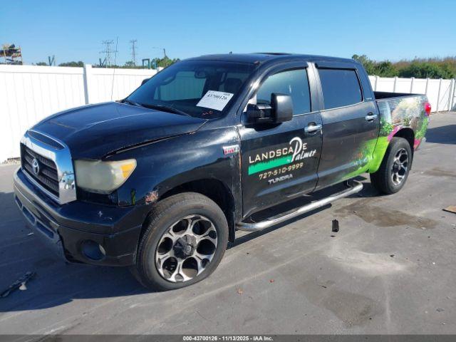 Toyota Tundra Limited 5.7l V8 Image 2